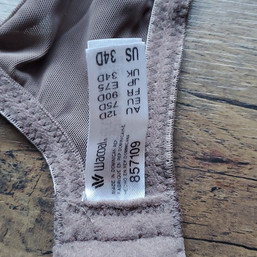 Wacoal Bra - Picture 3 of 3